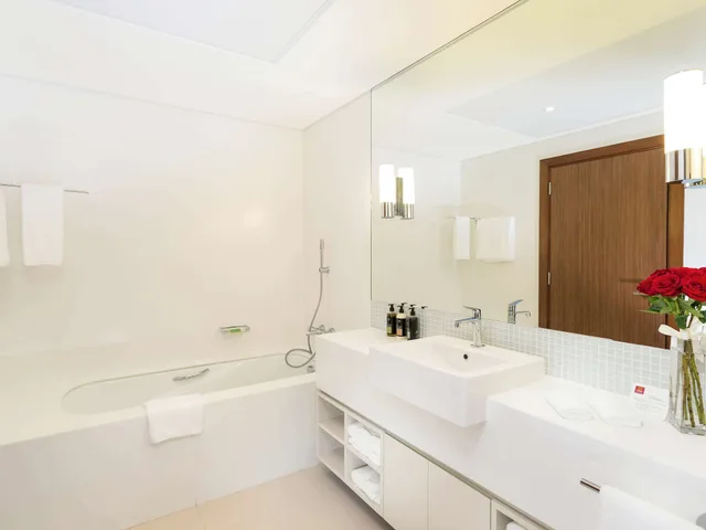 غرفة بسريرين مزدوجين بغرفتي نوم، Aparthotel Adagio Abu Dhabi Al Bustan 8/10
