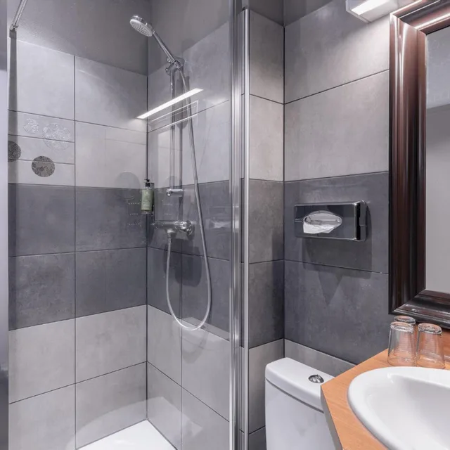 غرفة مفردة، Hotel Des Lices 6/10