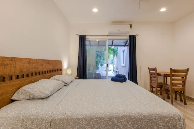 استوديو بسرير كينج بإطلالة على المدينة بمطبخ، Villas Picalu Studios & Suites 1/6