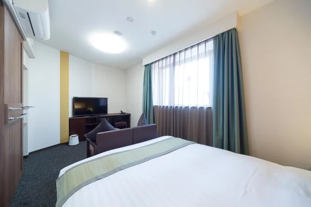 غرفة بسرير كينج وسرير كوين، Myojin no Yu Dormy Inn Premium Kanda 8/10