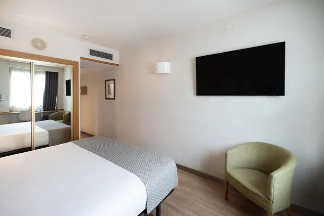غرفة قياسية بسرير مزدوج أو سريرين منفصلين، Catalonia Albeniz Hotel 2/4