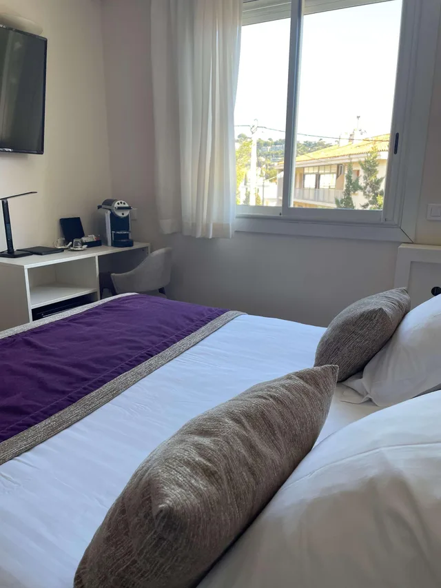 Room, Queen Bed, Best Western Plus La Rade 1/7