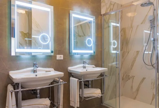 غرفة سوبيريور ديلوكس بسرير كوين وسرير فردي، Hotel Villa Ottone 4/4