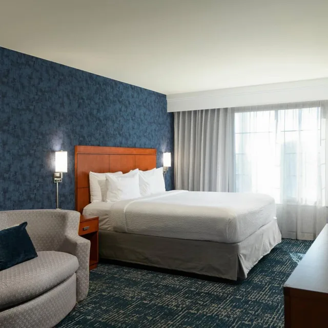 Studio, King Bed, Large, Courtyard San Diego Old Town 2/3