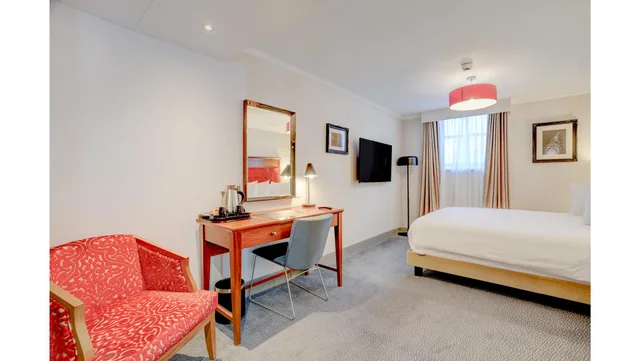غرفة بسرير مزدوج، Sunday London Staines-upon-Thames Heathrow T5 5/7
