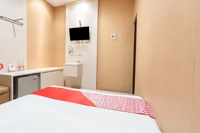 غرفة قياسية بسرير مزدوج، OYO Flagship 91863 Metro House 1/6