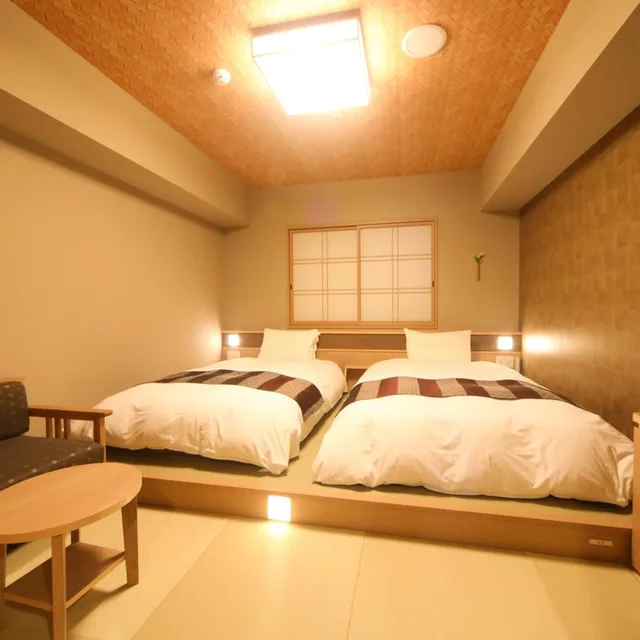 غرفة قياسية بسريرين منفصلين بأرضية تاتامي، Onyado Nono Namba Natural Hot Spring 2/6
