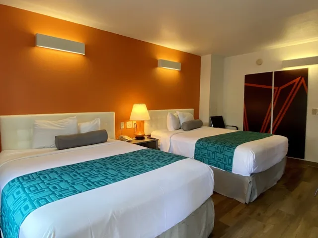 غرفة بسريرين كوين، Howard Johnson By Wyndham Lake George 2/8