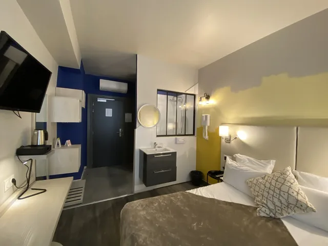غرفة مفردة بسرير كوين، Majestic Hotel 7/10