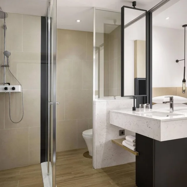 غرفة قياسية بسريرين منفصلين بإطلالة على البحر، Fairfield by Marriott Busan Songdo Beach 5/6