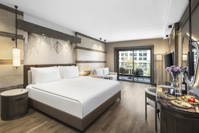 Superior, King Bed, Lateral Side Sea View، Kempinski Hotel The Dome Belek 3/6