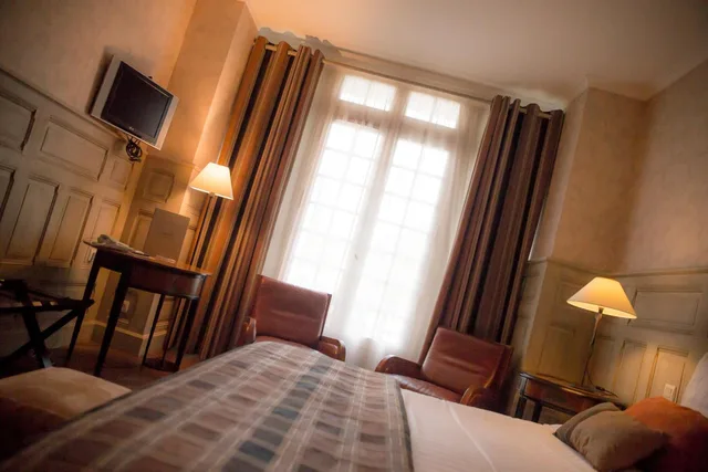 Suite, Laugeval 7/10