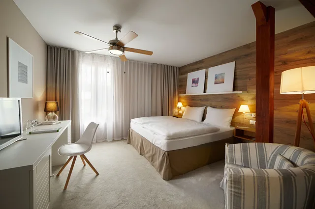 Superior, Queen Bed, Golf Course View, Balcony، Cihelny Golf & Wellness Resort 6/10
