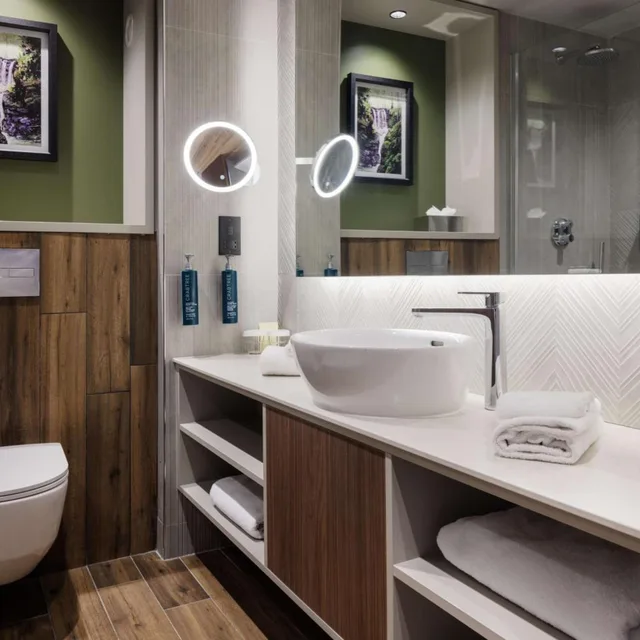 غرفة بسرير كينج، DoubleTree by Hilton Belfast Templepatrick Golf & Country Club 8/8