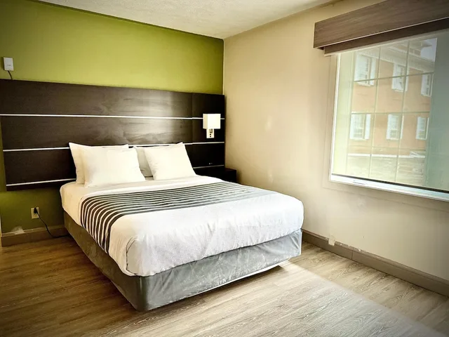 غرفة قياسية بسرير كوين، Best Western Kincardine 2/8