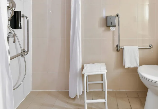 غرفة بسرير مزدوج لذوي الإعاقة، B&B Hotel Toulouse Cite de l'Espace Mouchotte 4/4