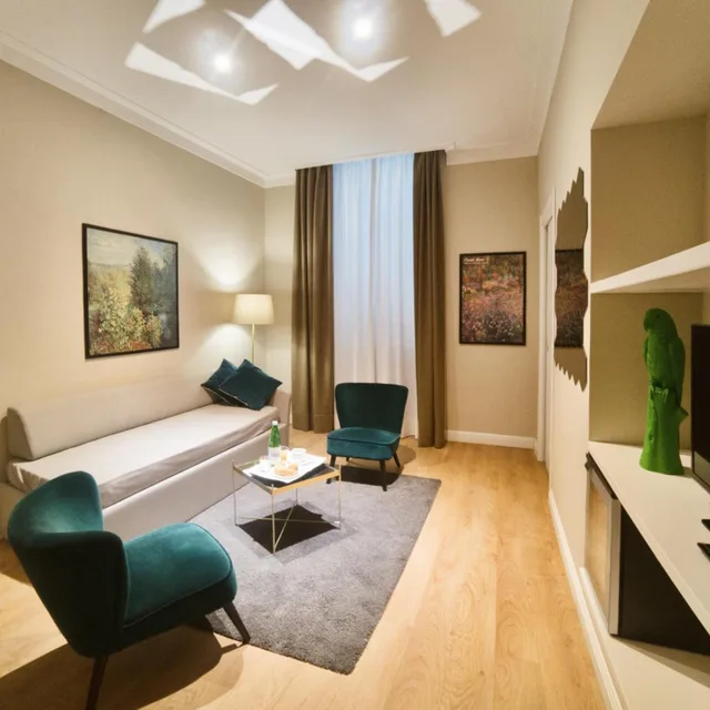 جناح، Hotel Touring Wellness Beauty 4/9