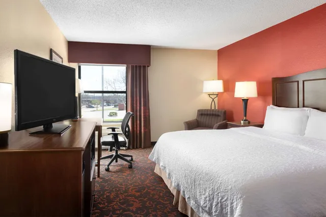 غرفة بسرير كينج، Hampton Inn Houston-Willowbrook Mall 1/3