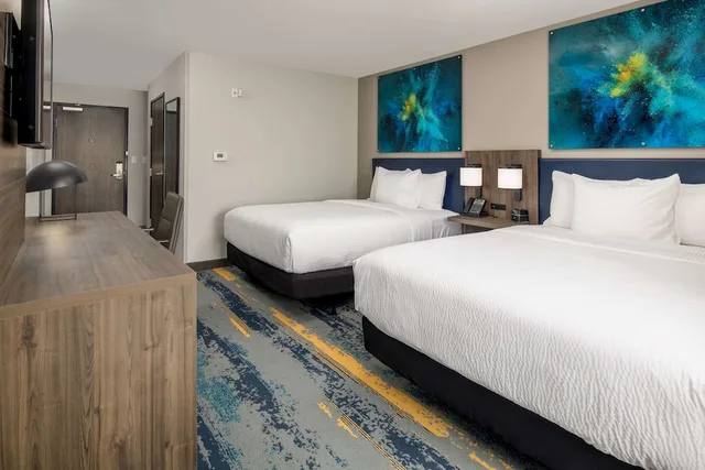 غرفة بسريرين كوين لذوي الإعاقة، La Quinta Inn Suites By Wyndham Spokane Downtown 1/3