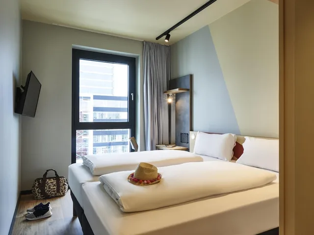 غرفة قياسية بسريرين منفصلين، Ibis Budget Singen 1/3