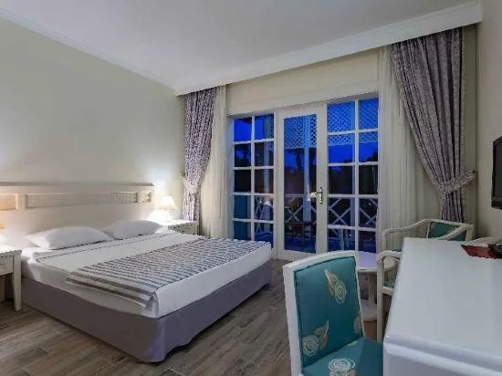 غرفة كلوب سوبيريور، Asteria Family Resort Side 1/4