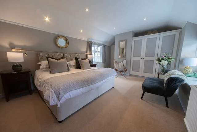 غرفة سوبيريور بسرير مزدوج، Burleigh Court Cotswolds 1/6