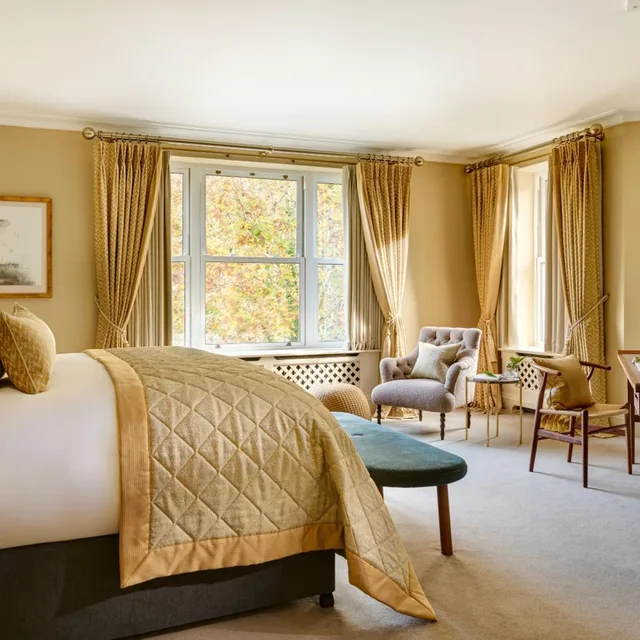 Suite, River View, Sheen Falls Lodge 2/2