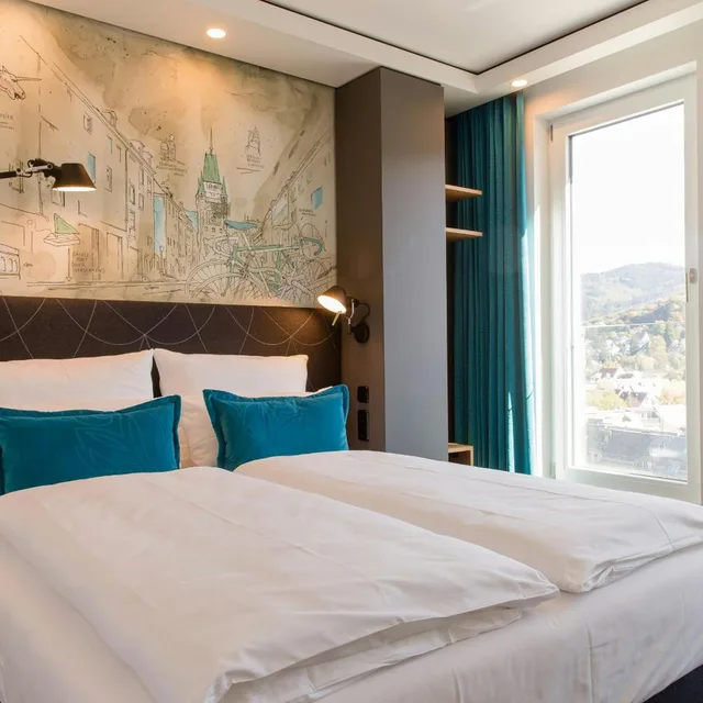 غرفة قياسية بسرير كوين، Motel One Freiburg 1/7