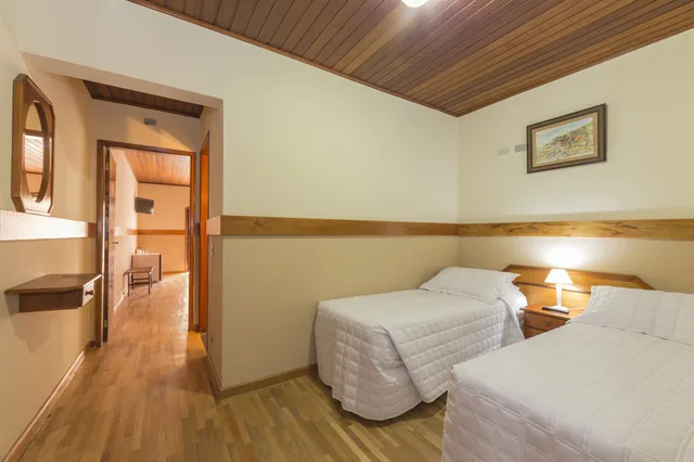 Luxury, Triple, 3 Beds, Leao da Montanha Hotel 2/5