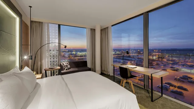 Executive, King Bed, Runway View، Hilton Munich Airport 1/3