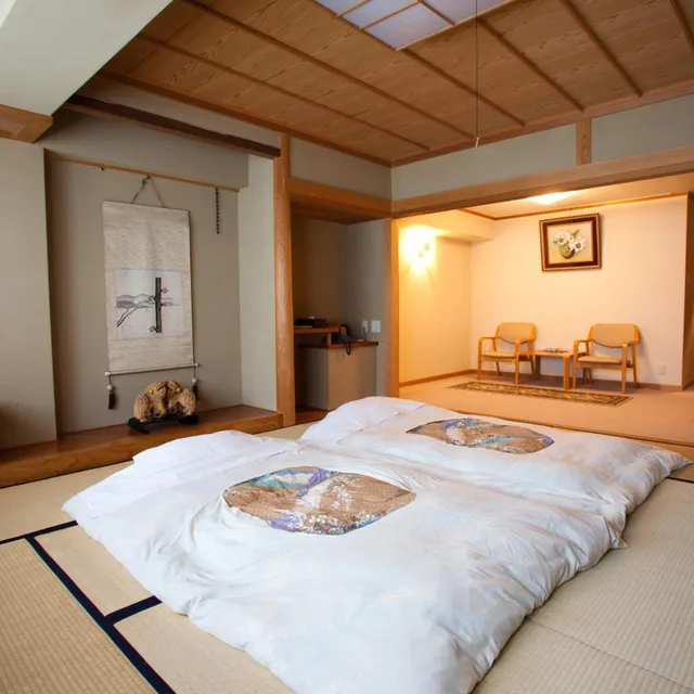 غرفة يابانية، Hotel Shiga Sunvalley 1/3