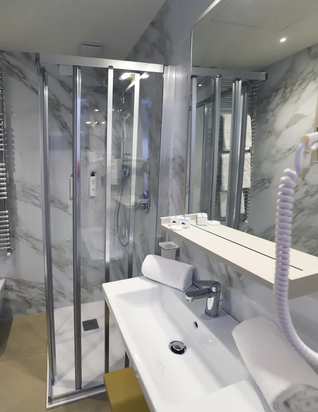 غرفة بسرير مزدوج بشرفة، Hotel Fonte Boiola 4/4
