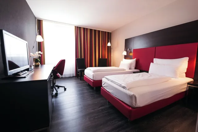 Comfort, Twin Beds, PLAZA INN Wels 2/3