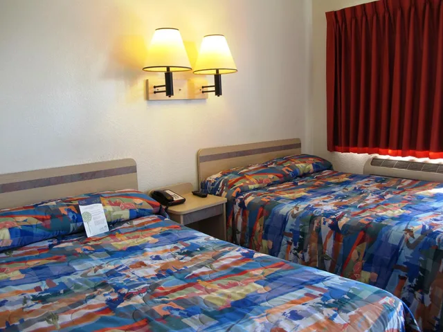 Room, Quadruple, Smoking, Motel6 Ontario, OR 3/4