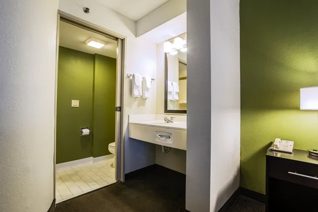 غرفة قياسية بسريرين كوين، Sleep Inn Columbia Airport 2/3