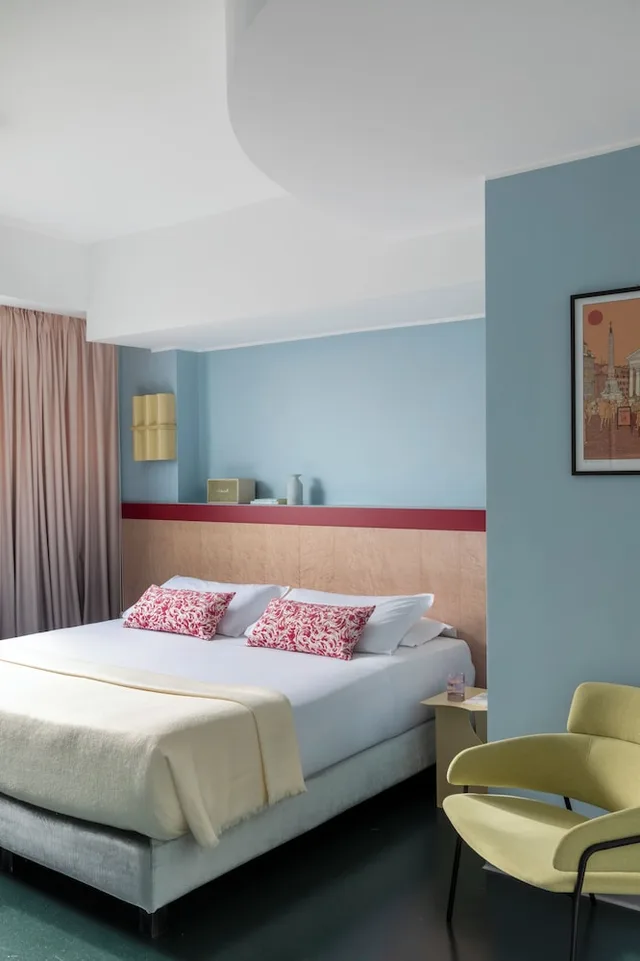 غرفة ديلوكس بسرير مزدوج بشرفة، Moderno Hotel Roma - Adults Only 4/10