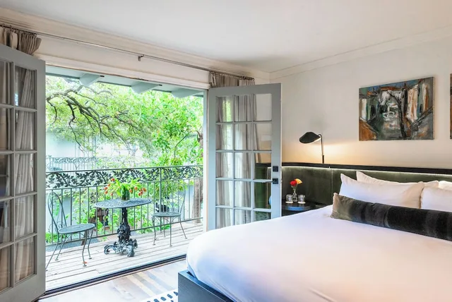 Suite, Bungalow, King Bed, Annex، La Colombe d Or 1/2
