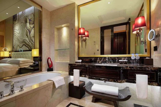 غرفة بسرير كينج، Hilton Zhengzhou 4/6