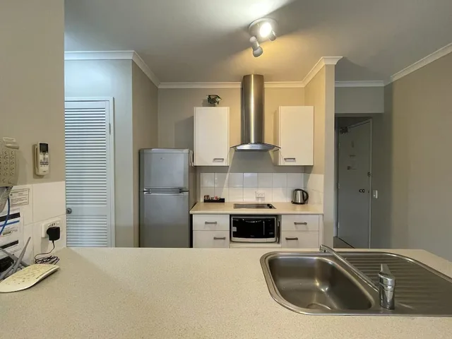 1 Bedroom, Premium, Apartment, Twin Beds, Sea View, CAIRNS BEACH RESORT 7/7