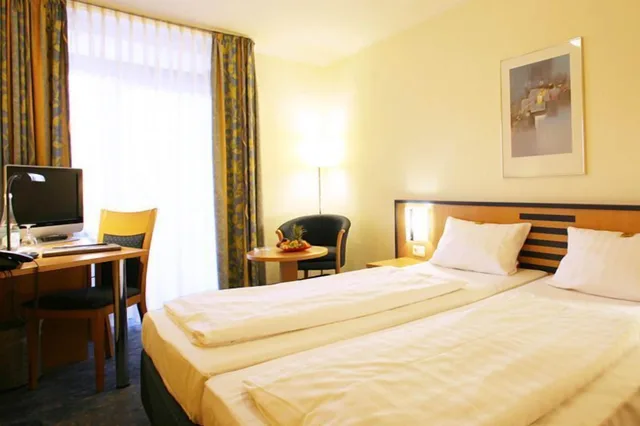 غرفة كومفورت بسرير كينج، Hotel Wallis 1/8