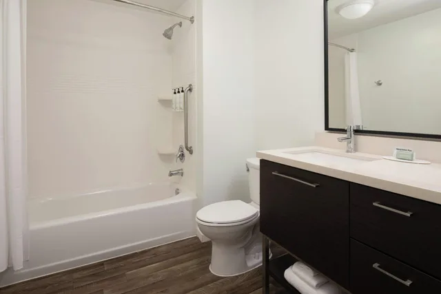 جناح بسرير كينج بغرفة نوم واحدة، Towneplace Suites Lakeland 5/10