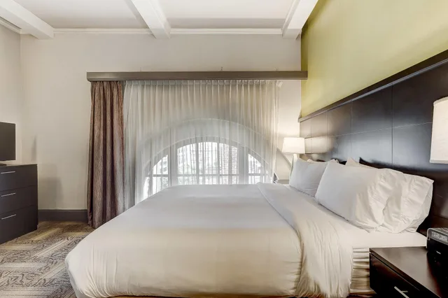 جناح بغرفة نوم واحدة بمطبخ، Staybridge Suites BALTIMORE INNER HARBOR 2/8