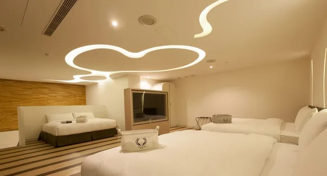 Mezzanine, Deluxe, Villa, 3 Queen Beds، Arnold Villes Springs 2/7