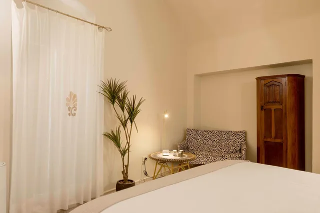 غرفة بسرير مزدوج أو سريرين منفصلين بإطلالة على المدينة، Sant'Angelo - Le Residenze 2/2