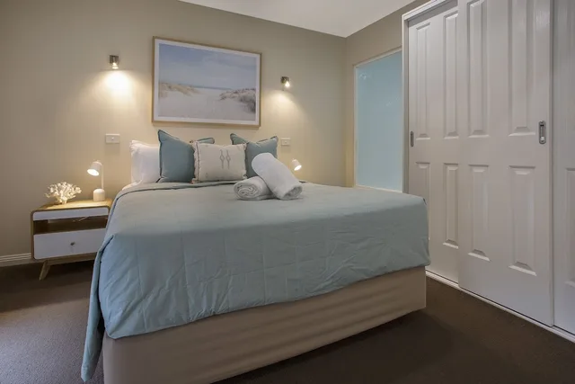 1 Bedroom, Family, Villa, King Bed, Bay View, Sofa، Sea Foam Villas 1/6