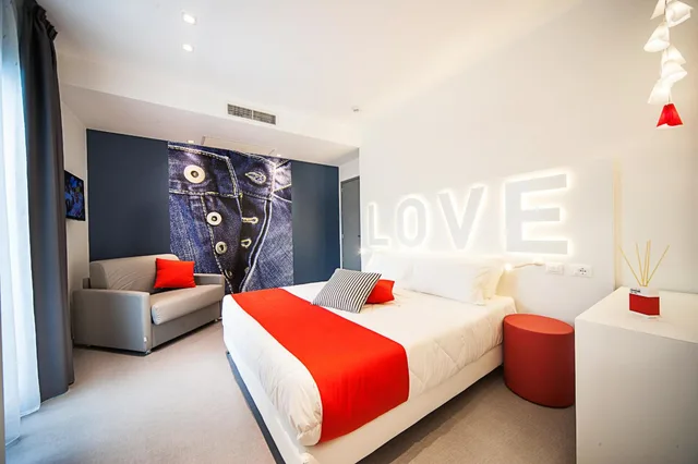 Comfort, Double Bed, Love Boat 2/7