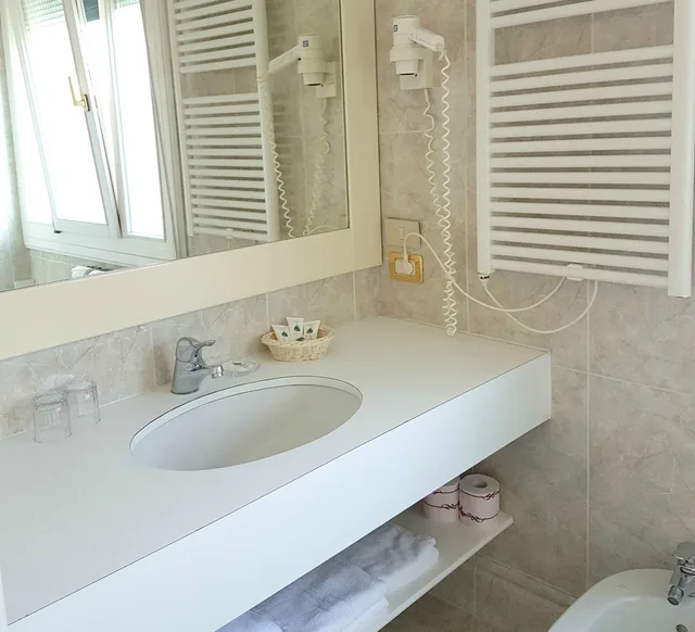 غرفة قياسية بسرير مزدوج أو سريرين منفصلين، Villa Ada 2/2