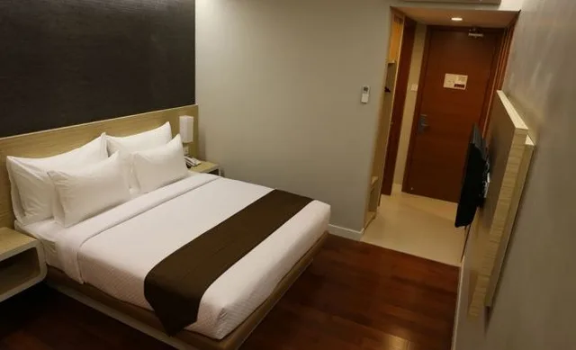 Nano, Deluxe، Grand Citihub Hotel @Kartini 1/3