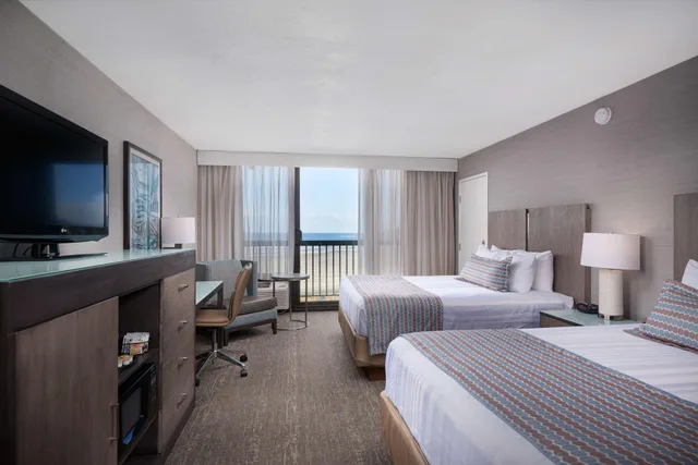 غرفة بسرير كوين بإطلالة على البحر، Best Western Plus Agate Beach Inn 2/5