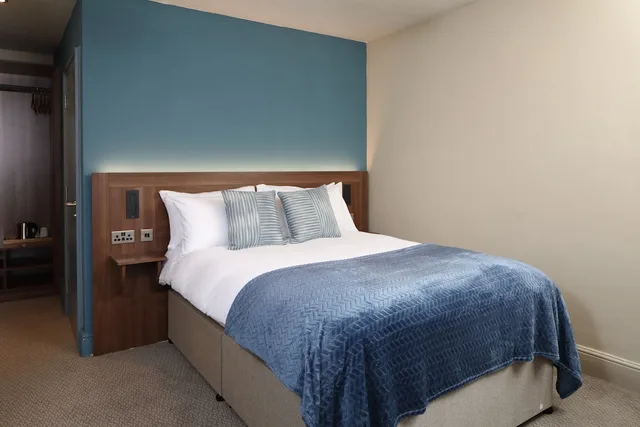 غرفة قياسية بسرير مزدوج، Victoria Hotel 2/4